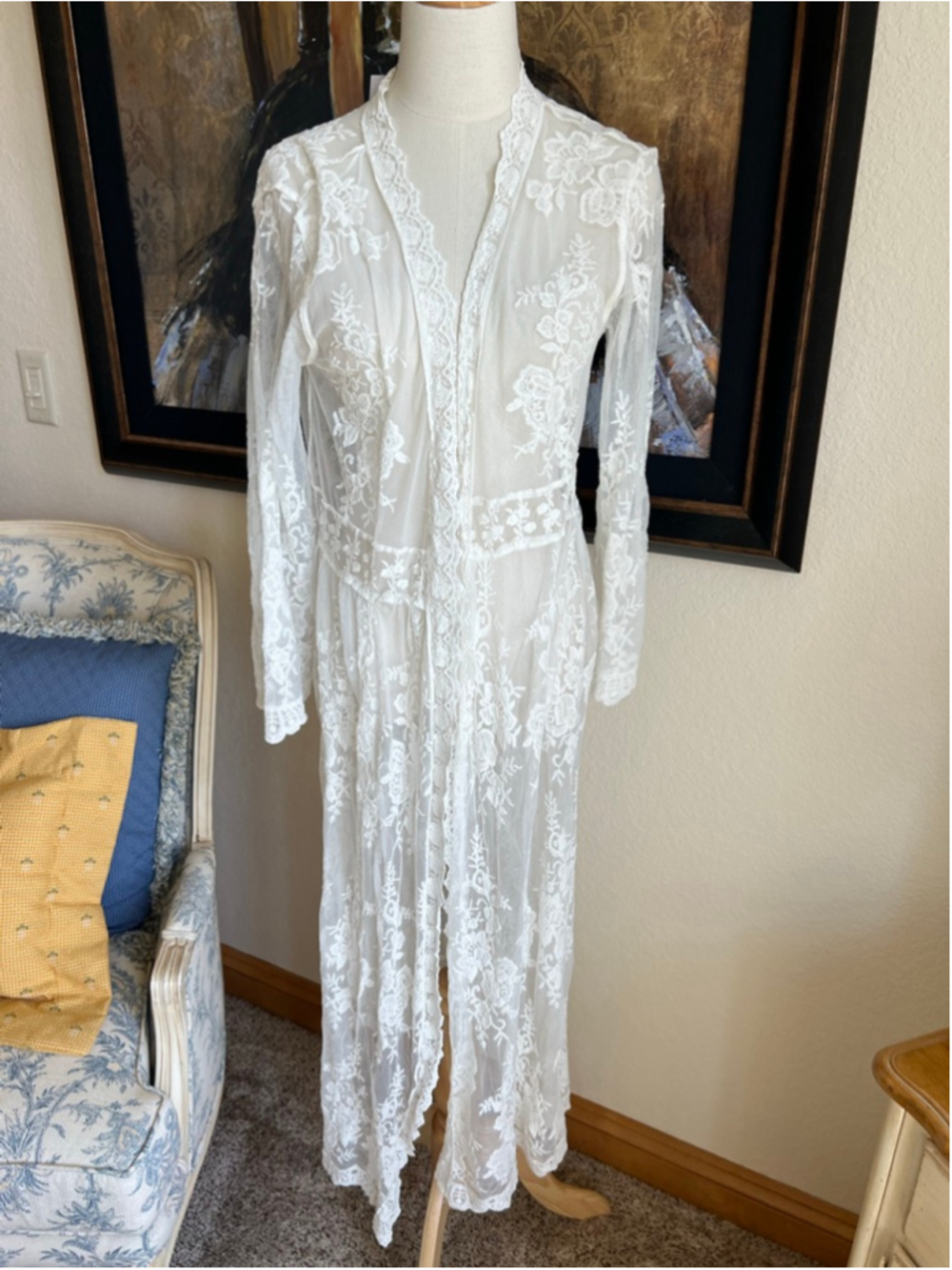 Women's HERS & MINE White Lace Robe S/M